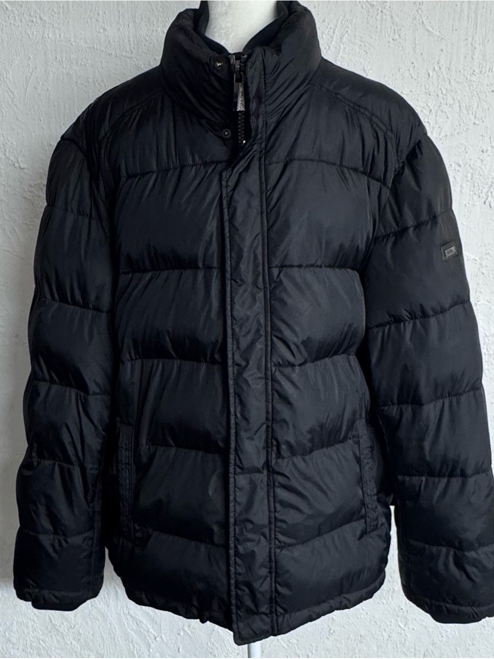 Calvin Klein Men's Black Traditional Puffer Insulated
Jacket Size XXL